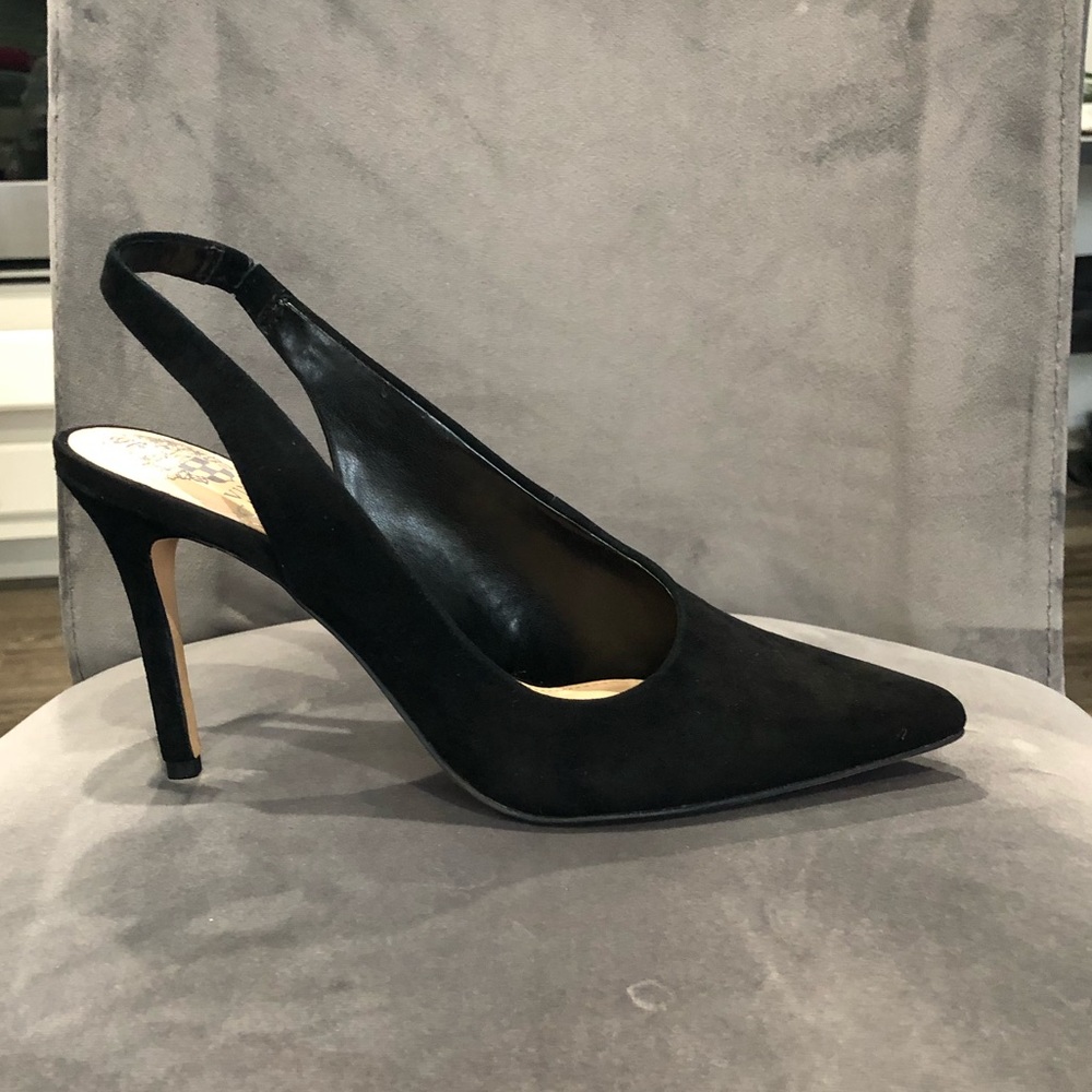 Women VINCE CAMUTO Ampereta high heels
